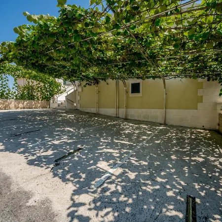 Andjelka-1 By Interhome *