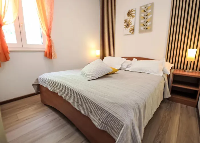 Apartamento Andjelka-1 By Interhome *